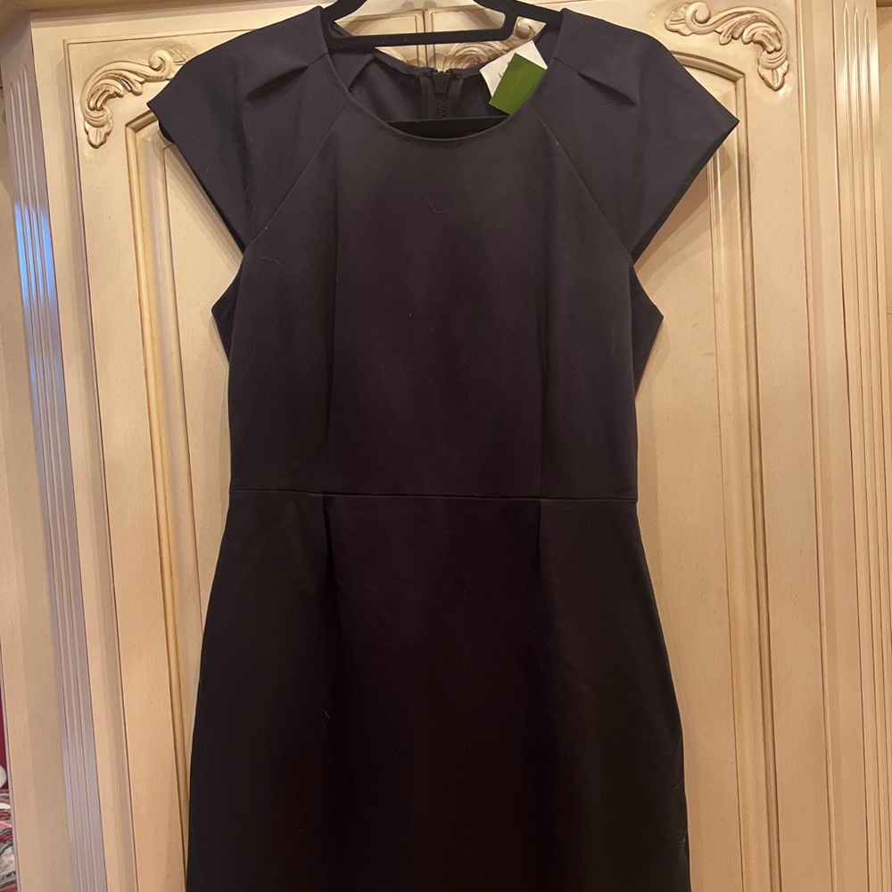 NWT- Kate Spade Dress Black Sheath Cap Short Sleeve‎ Zip back zip Stretch size 8